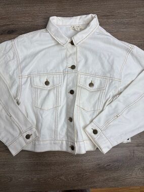 Miami White Cropped Denim Jacket | Contrast Stitch | Size M